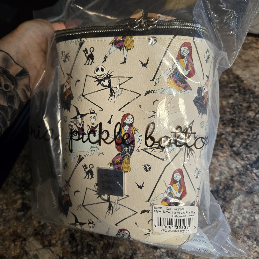 Petunia Picklebottom Cooler Bag - Picture 2 of 7